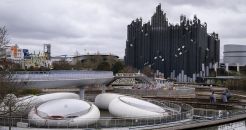 Visuel d'un bâtiment du Futuroscope, parc de loisirs près de Poitiers