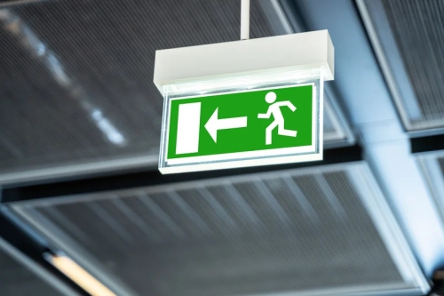 Devenir &eacute;quipe evacuation - panneau exit.jpg