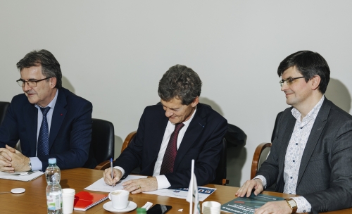 Signature d&rsquo;un nouvel accord strat&eacute;gique avec la BERD